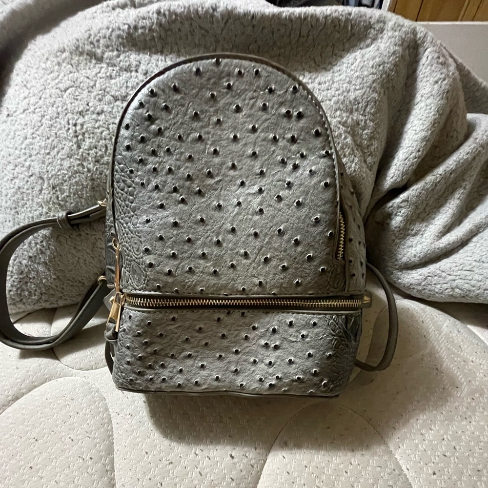 Grey mini back pack